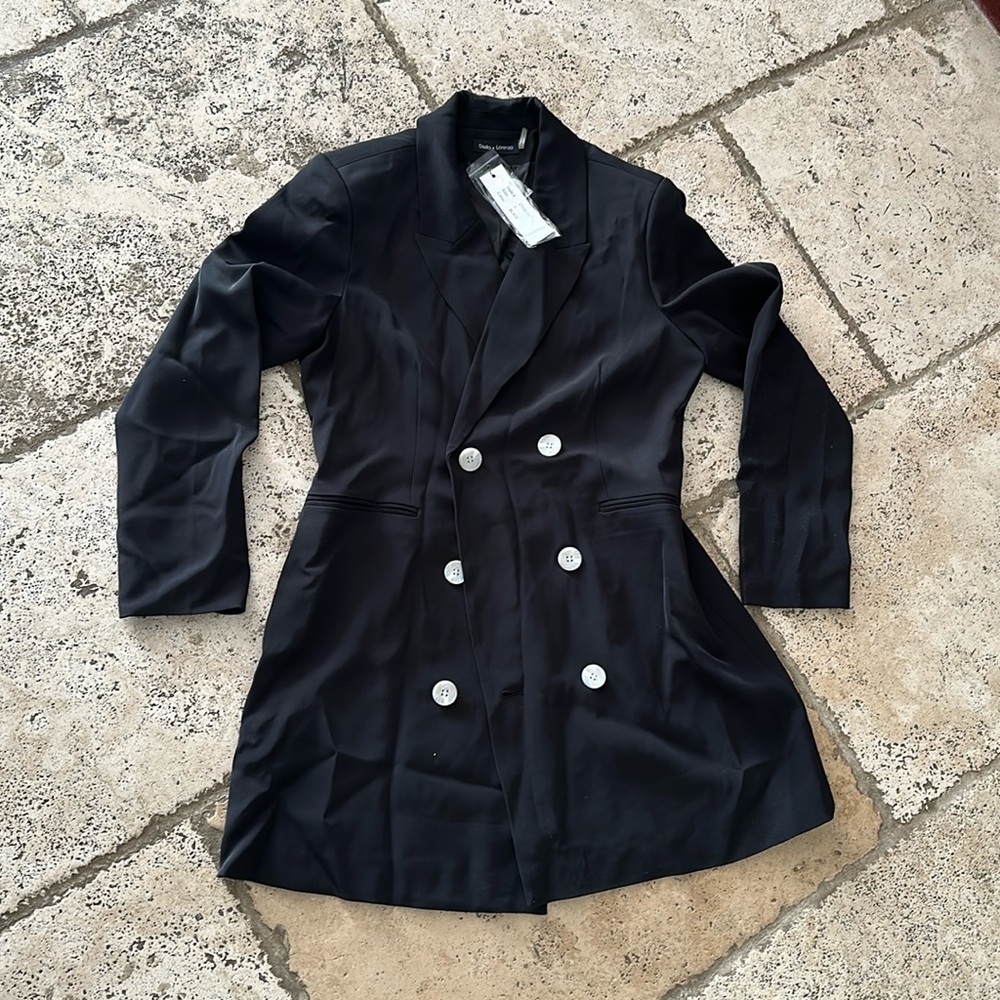 Stella+Lorenzo jacket/dress. Size L. Black